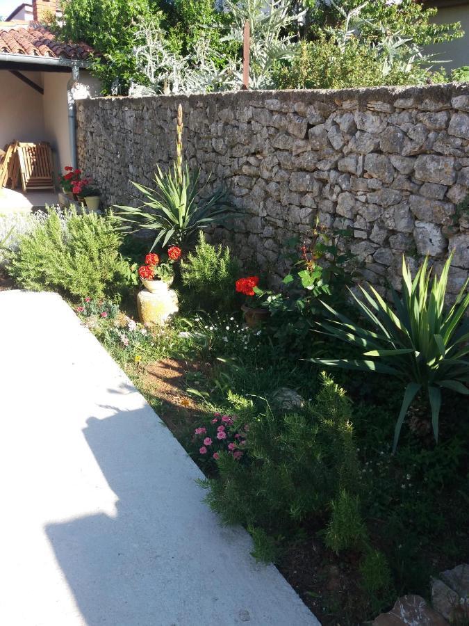 House Mergi Pomer Extérieur photo